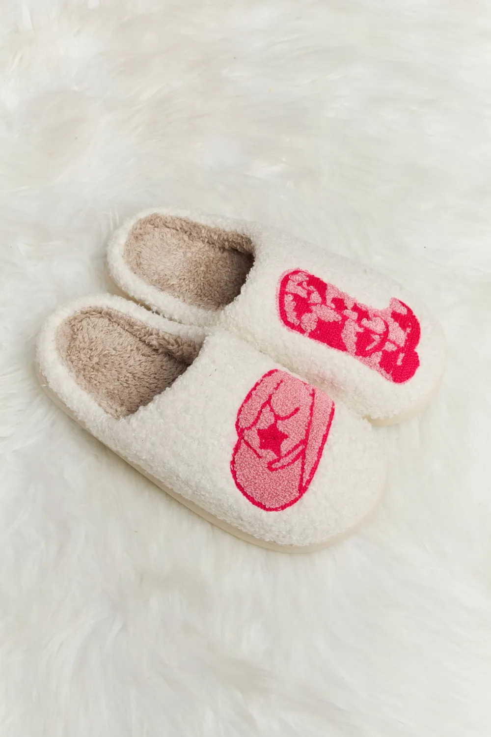 * APP EXCLUSIVE* Strawberry Plush Slide Slippers