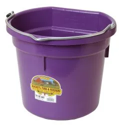 Duraflex 20-Qt Flat Back Horse and Livestock Bucket