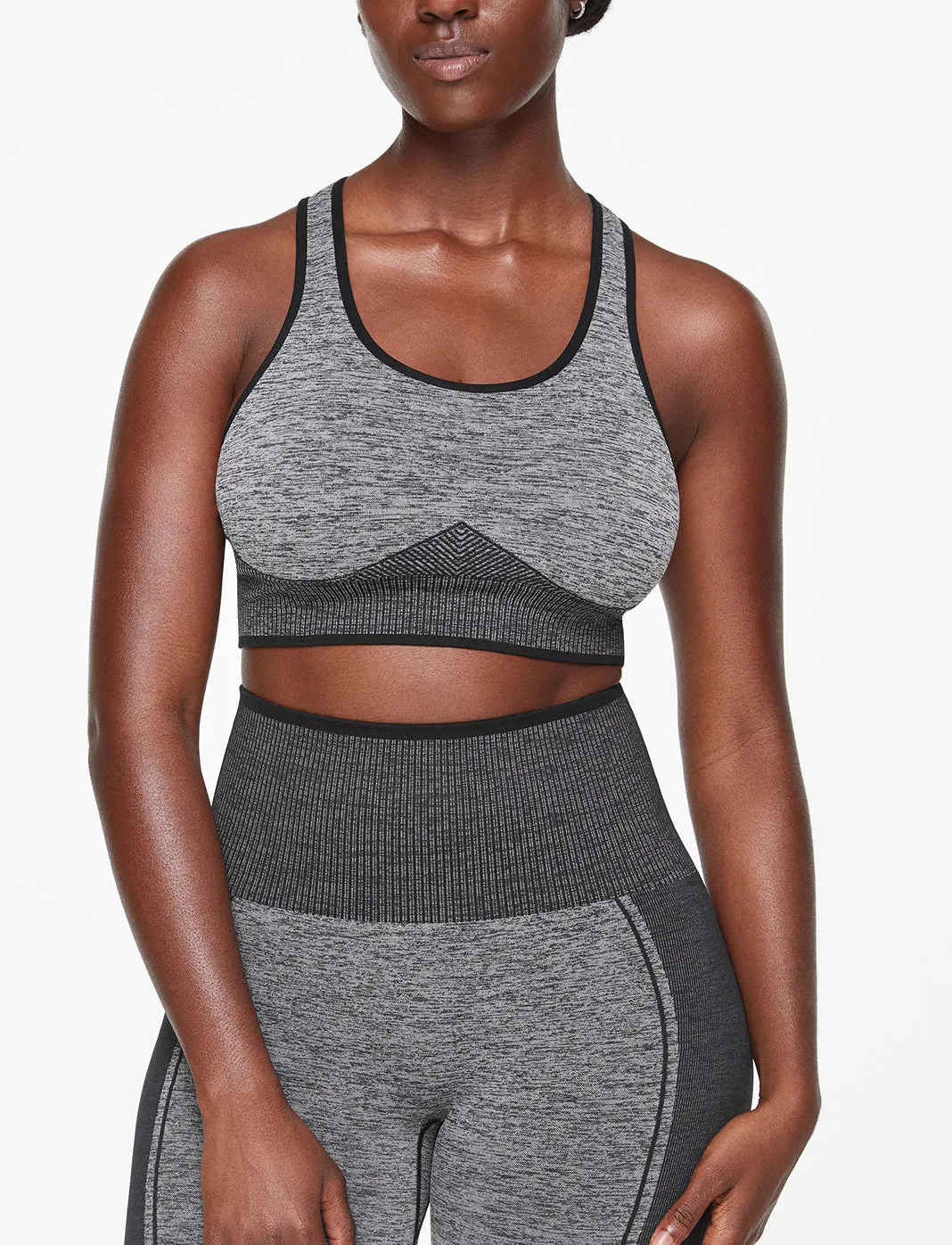 Flex Seamless Racerback Sports Bra