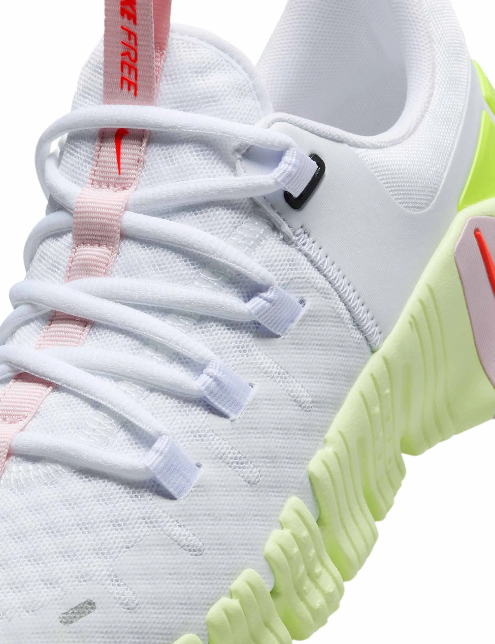 Free Metcon 5 Shoes - White/Bright Crimson/Barely Volt